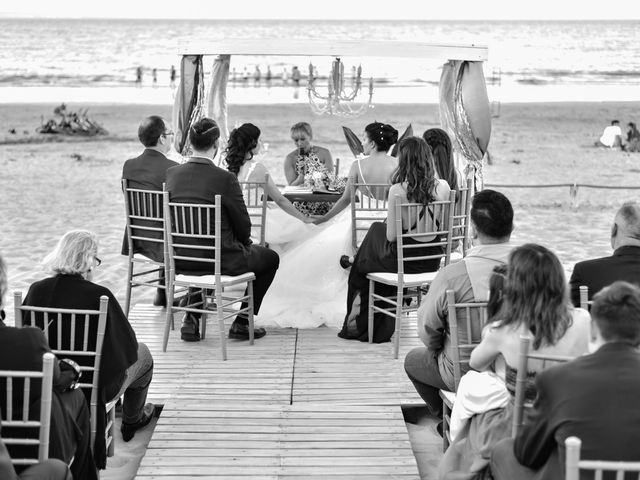 El casamiento de Paola y Mariana en Puerto Madryn, Chubut 38