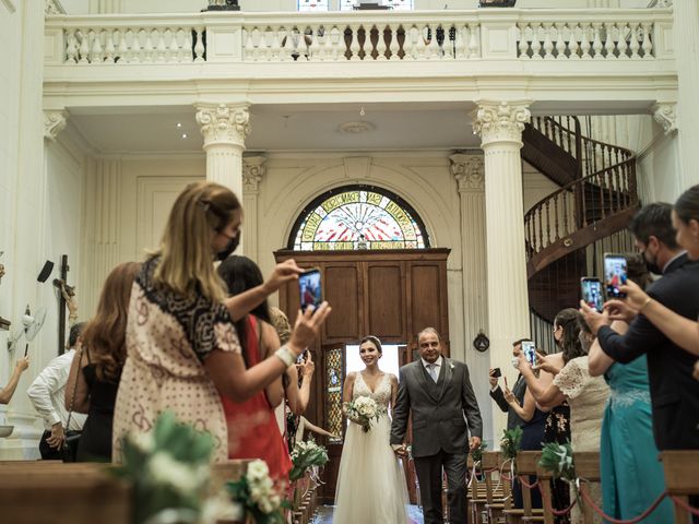 El casamiento de Agus y Lau en Palermo, Capital Federal 22