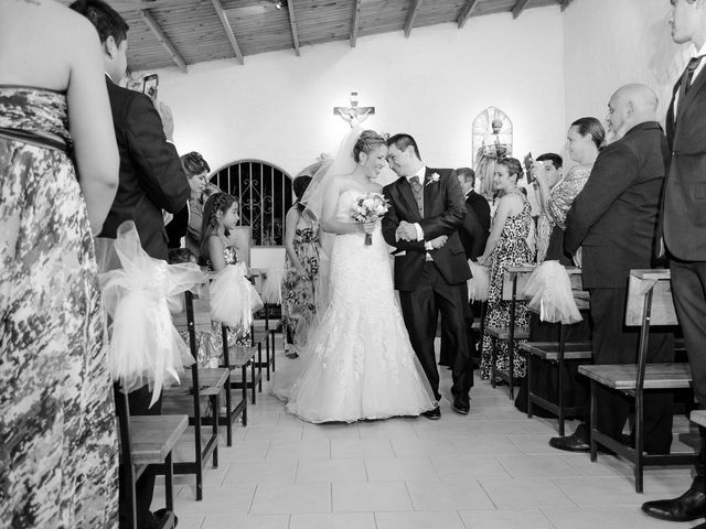 El casamiento de Mauro y Sabrina en Neuquén, Neuquén 13
