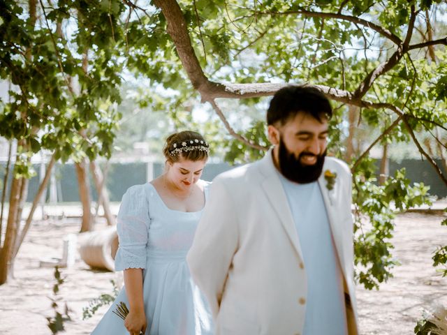 El casamiento de Gabriel y Azul en Monte Grande, Buenos Aires 7