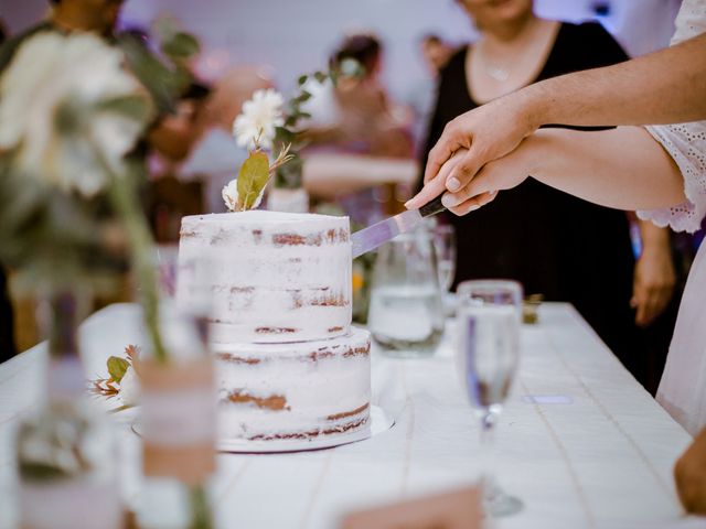 El casamiento de Gabriel y Azul en Monte Grande, Buenos Aires 51