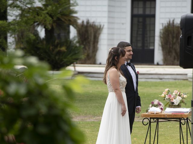 El casamiento de Agustín y Mariela en Hurlingham, Buenos Aires 8