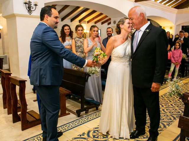 El casamiento de Gastón y Noelia en Bella Vista, Buenos Aires 32