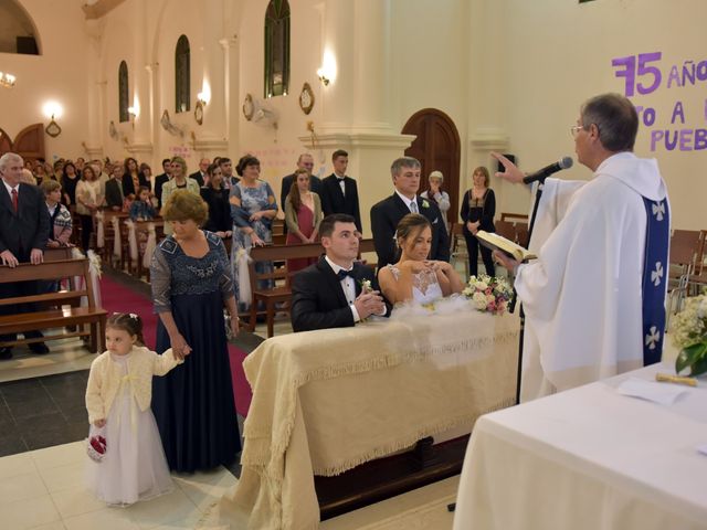 El casamiento de Mauricio y Pauli en Adelia María, Córdoba 12