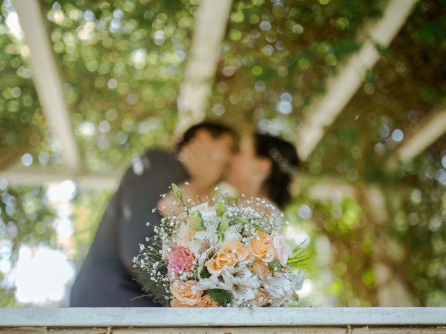 El casamiento de Martin y Daniela en Burzaco, Buenos Aires 25