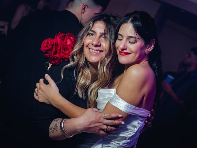 El casamiento de Augusto y Camila en Villa Lynch, Buenos Aires 40