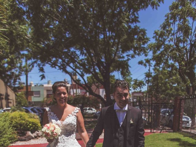 El casamiento de Fabio y Lula en Castelar, Buenos Aires 41