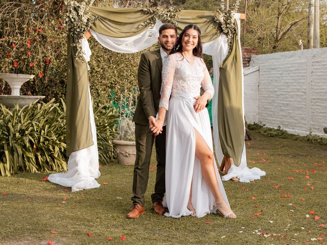 El casamiento de Lucas y Cintia en Monte Grande, Buenos Aires 36