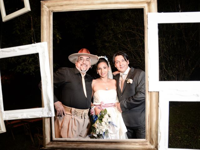 El casamiento de Fernando y Claudia  en San Lorenzo, Salta 7