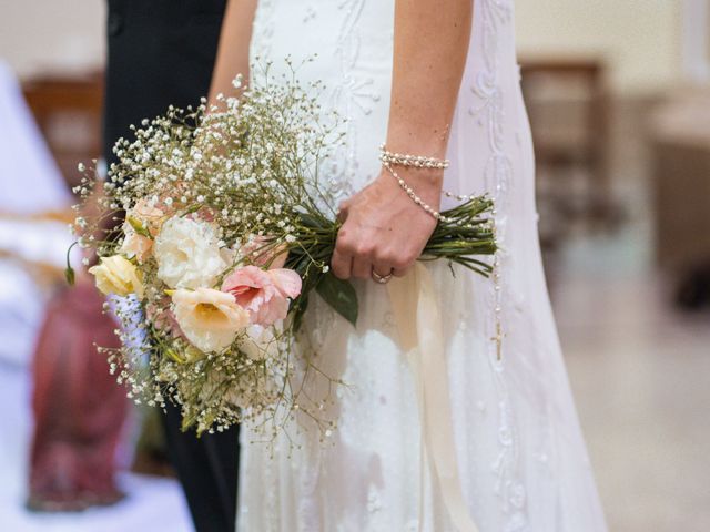 El casamiento de Agus y Viti en Lobos, Buenos Aires 23