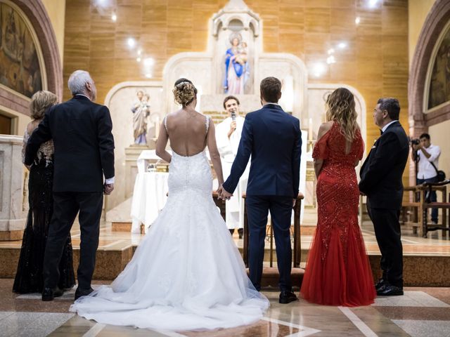 El casamiento de Nico y Aye en Ituzaingó, Buenos Aires 27
