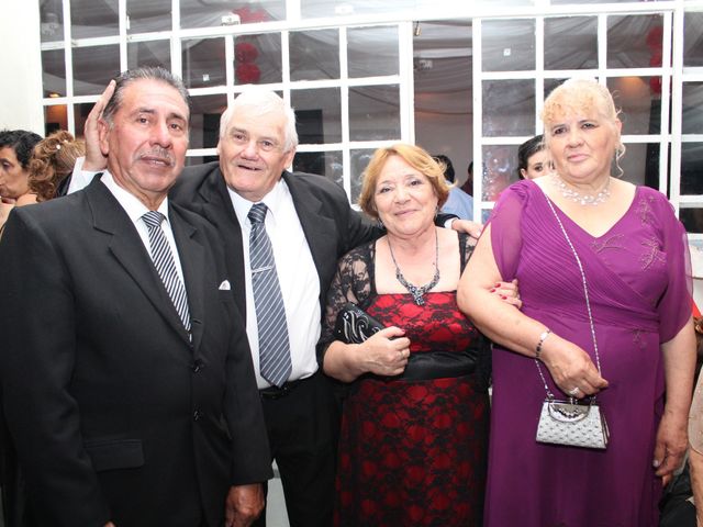 El casamiento de Gabriel y Vanesa en Monte Grande, Buenos Aires 3