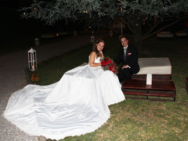 El casamiento de Gabriel y Vanesa en Monte Grande, Buenos Aires 11