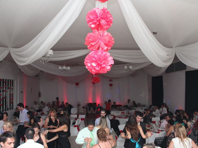 El casamiento de Gabriel y Vanesa en Monte Grande, Buenos Aires 16