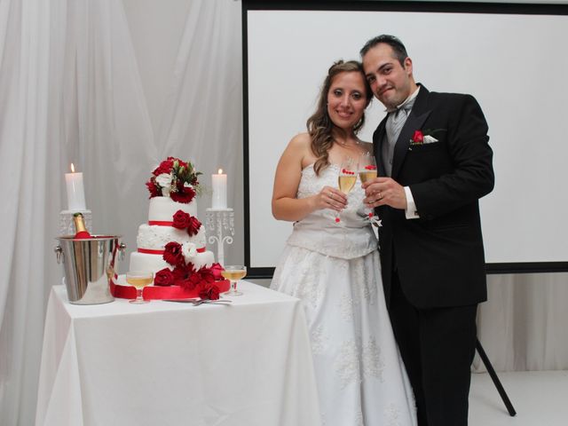 El casamiento de Gabriel y Vanesa en Monte Grande, Buenos Aires 20