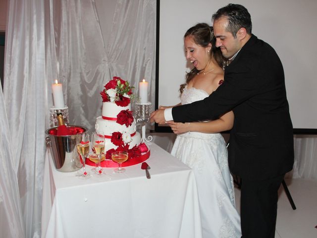 El casamiento de Gabriel y Vanesa en Monte Grande, Buenos Aires 21