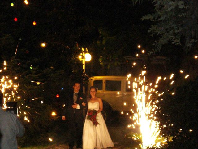 El casamiento de Gabriel y Vanesa en Monte Grande, Buenos Aires 44