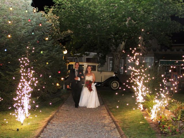 El casamiento de Gabriel y Vanesa en Monte Grande, Buenos Aires 51