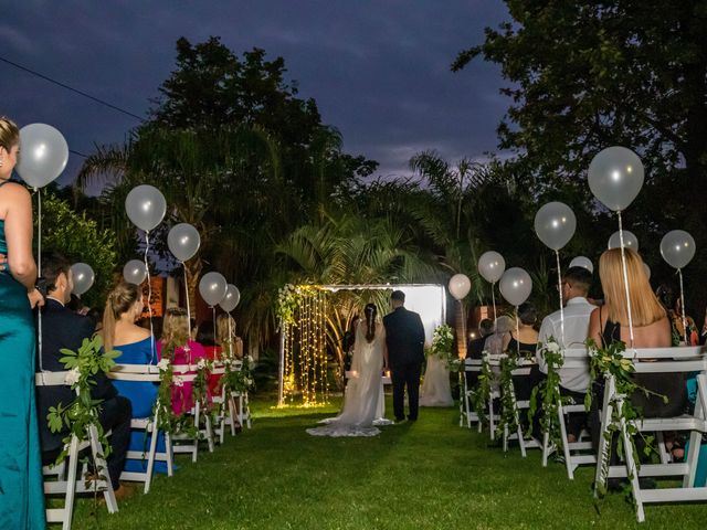 El casamiento de Nico y Vicky en Ituzaingó, Buenos Aires 38