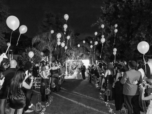 El casamiento de Nico y Vicky en Ituzaingó, Buenos Aires 40
