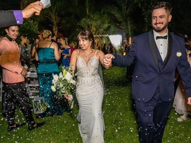 El casamiento de Nico y Vicky en Ituzaingó, Buenos Aires 42