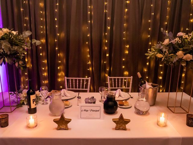 El casamiento de Nico y Vicky en Ituzaingó, Buenos Aires 60