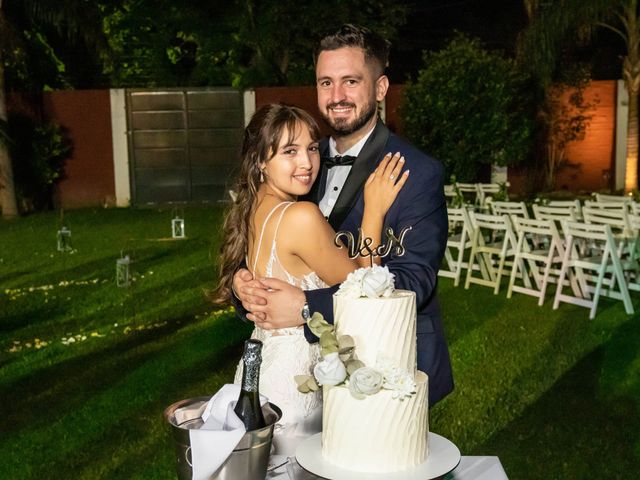 El casamiento de Nico y Vicky en Ituzaingó, Buenos Aires 75