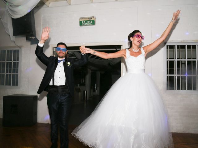 El casamiento de Matias y Noelia en Temperley, Buenos Aires 8