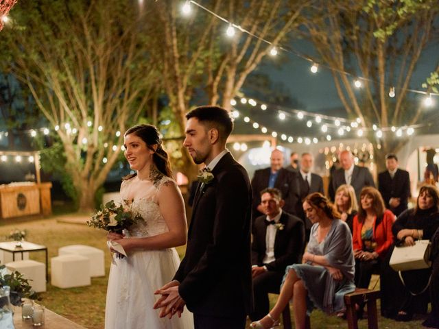 El casamiento de Nicolas y Victoria en La Lucila, Buenos Aires 24