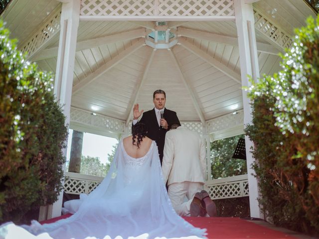 El casamiento de Fabrizio y Tania en Burzaco, Buenos Aires 29