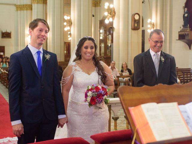 El casamiento de Mauricio y Valeria en Rosario, Santa Fe 36