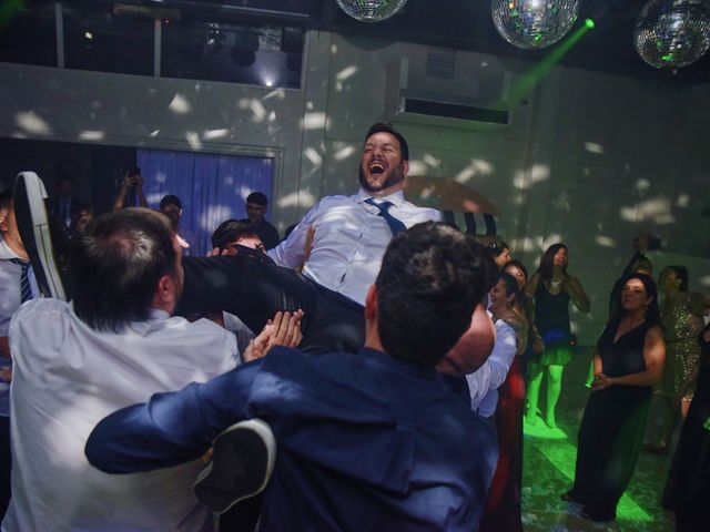 El casamiento de Patricio y Azul en Burzaco, Buenos Aires 12