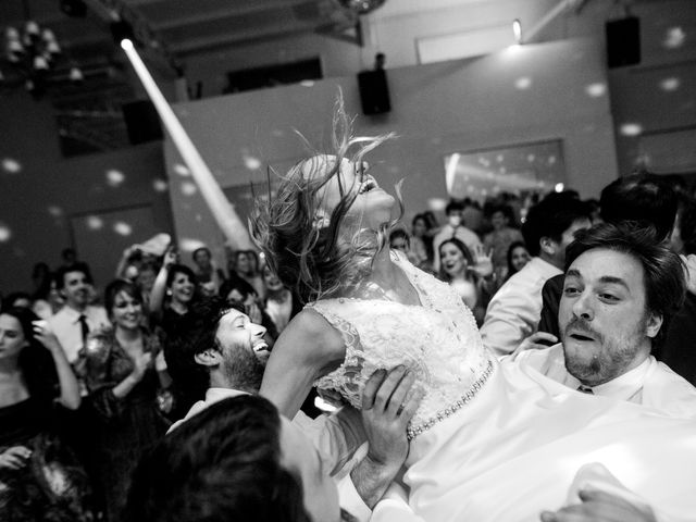 El casamiento de Tincho  y Sofi en Santa Lucía, Buenos Aires 18