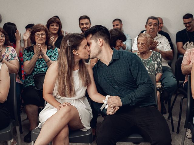 El casamiento de Javi y Naty en Burzaco, Buenos Aires 10