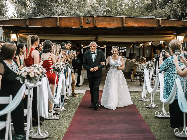 El casamiento de Javi y Naty en Burzaco, Buenos Aires 35