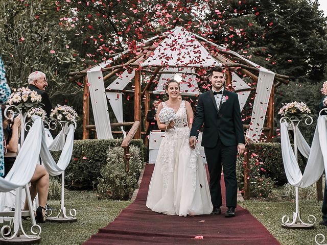 El casamiento de Javi y Naty en Burzaco, Buenos Aires 44