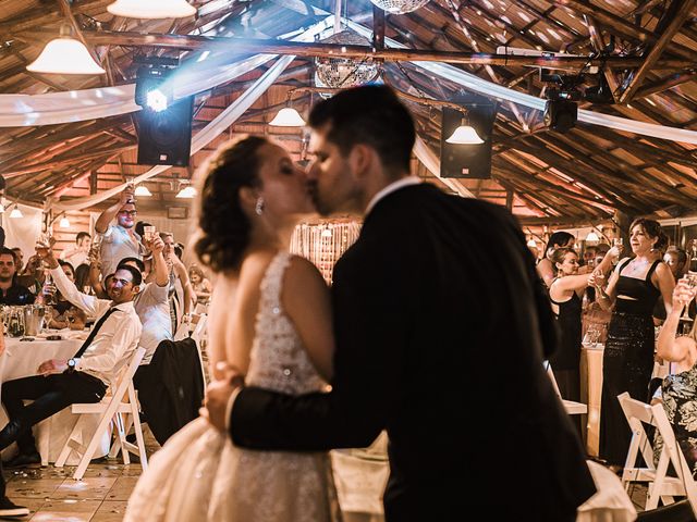 El casamiento de Javi y Naty en Burzaco, Buenos Aires 63