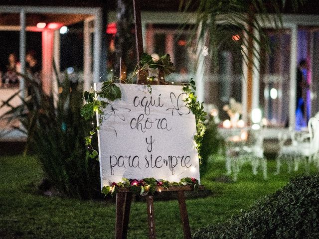 El casamiento de Lucas y Florencia en Berazategui, Buenos Aires 23