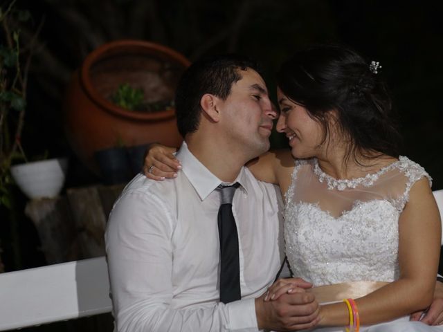 El casamiento de Roman y Gloria en Villa de Mayo, Buenos Aires 13
