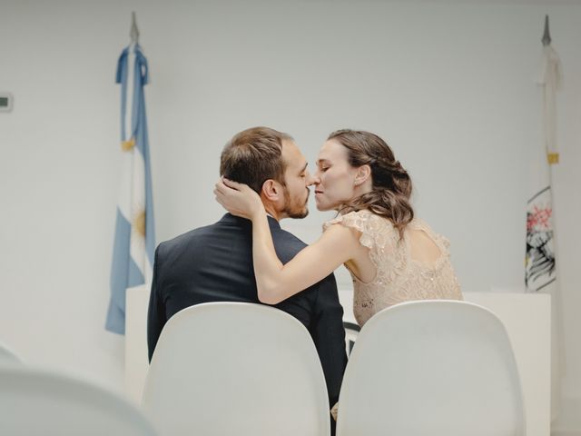 El casamiento de Lucas y Laura en Adrogué, Buenos Aires 15