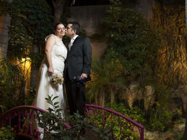 El casamiento de Federico y Alejandra en Lanús, Buenos Aires 2