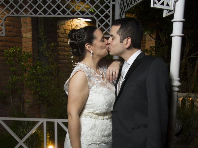 El casamiento de Federico y Alejandra en Lanús, Buenos Aires 11