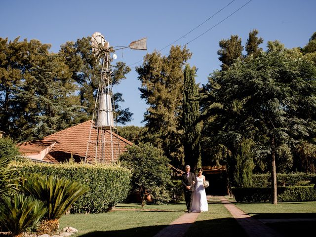 El casamiento de Claudio y Rocio en Monte Grande, Buenos Aires 18