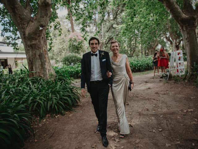 El casamiento de Julian y Stefania en Exaltacion de La Cruz, Buenos Aires 48