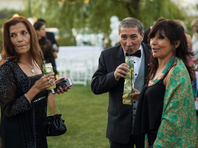 El casamiento de Juan y Gabi en Mendoza, Mendoza 33