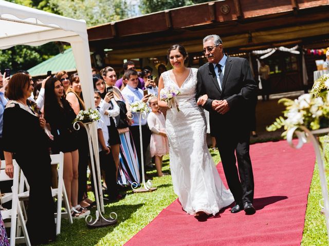 El casamiento de Santiago y Claudia en Burzaco, Buenos Aires 38