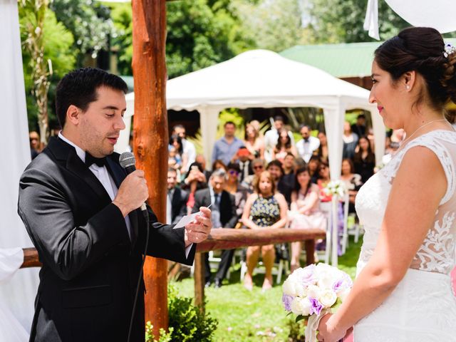 El casamiento de Santiago y Claudia en Burzaco, Buenos Aires 45