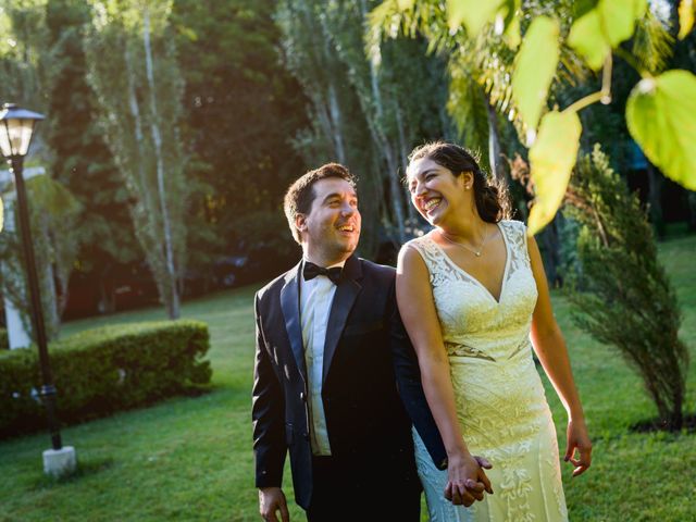 El casamiento de Santiago y Claudia en Burzaco, Buenos Aires 81