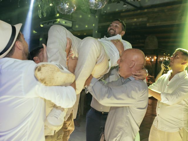 El casamiento de Guido y Guille en Capilla Del Señor, Buenos Aires 32