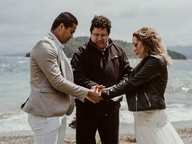 El casamiento de Emmanuel y Alejandra en Playa Bonita, Río Negro 60